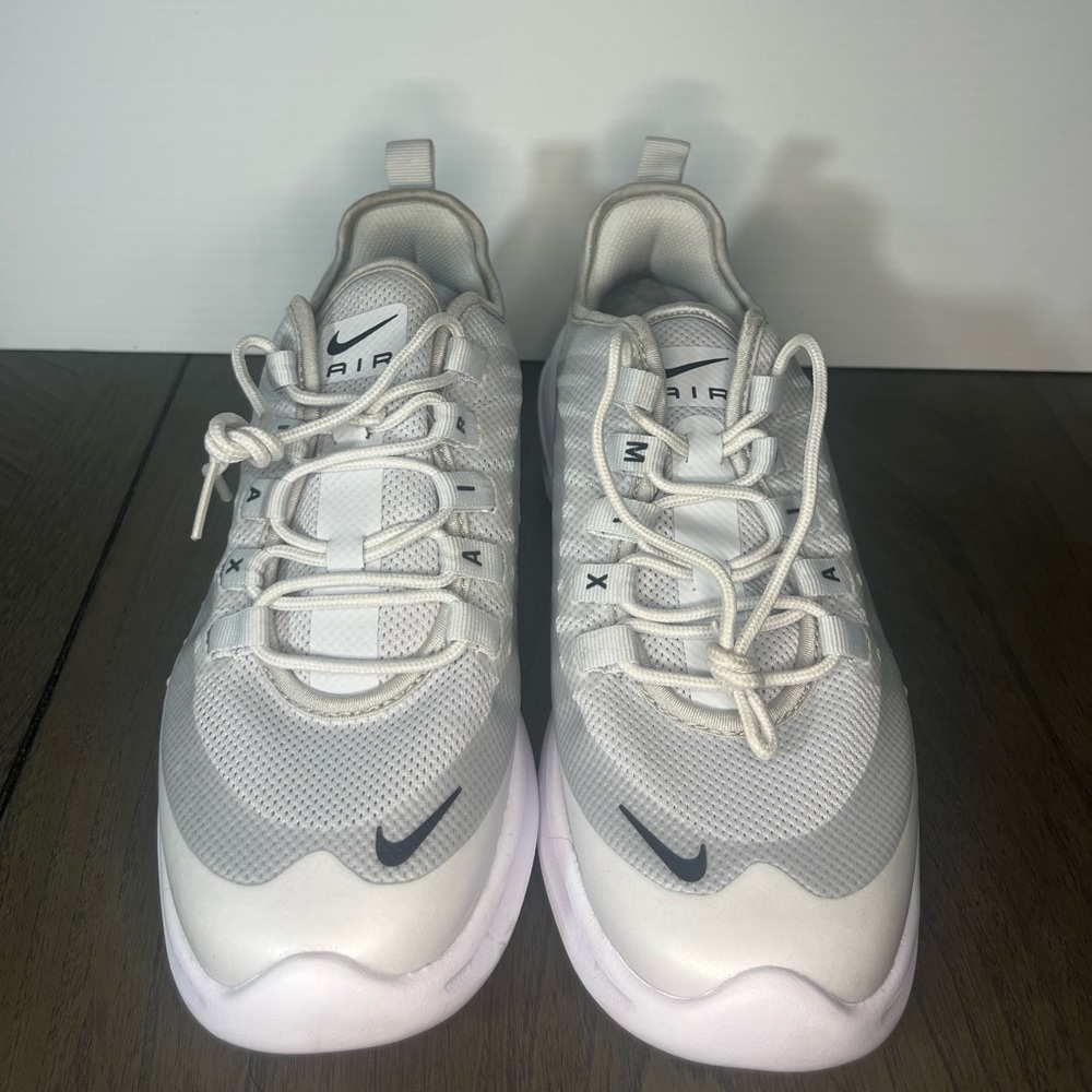 Nike Air Max Engineered for All Day Comfort Mens 9 Gray